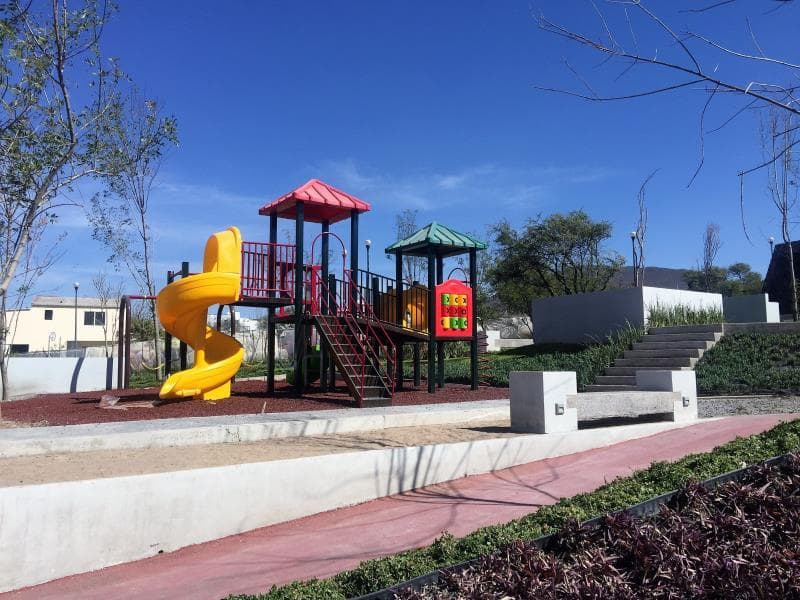 Departamento en venta en Fraccionamiento Privado Condesa Cimatario cerca del Centro Sur - 5