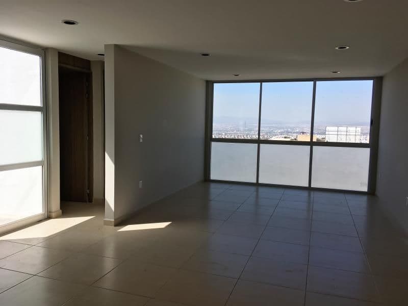 Departamento en venta en Fraccionamiento Privado Condesa Cimatario cerca del Centro Sur - 7