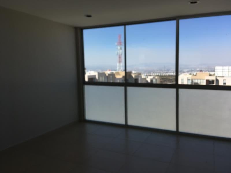 Departamento en venta en Fraccionamiento Privado Condesa Cimatario cerca del Centro Sur - 8