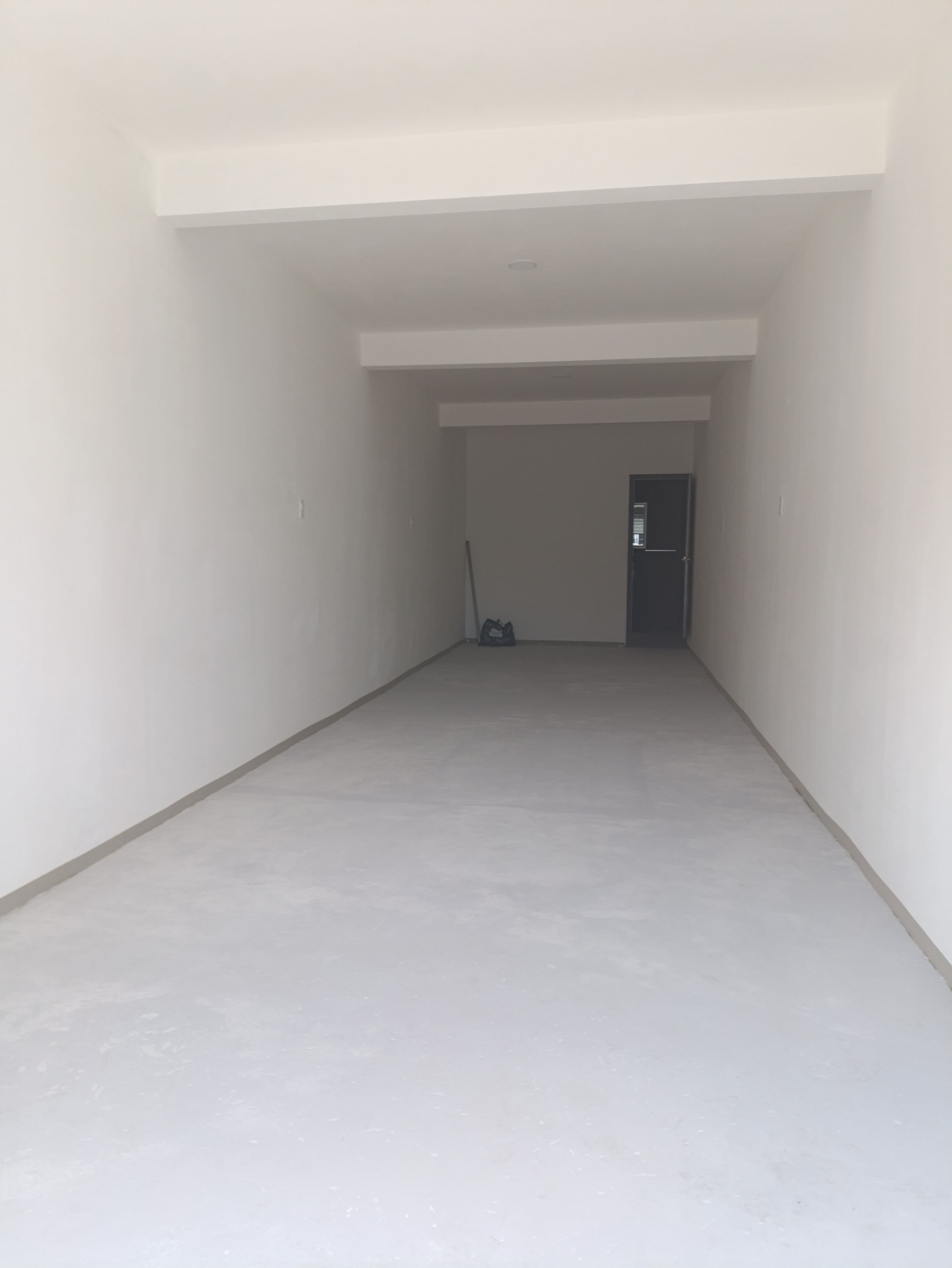 Locales Comerciales en Renta en Querétaro, Colonia Manantiales - 3