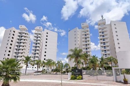 Espectacular Departamento con Vista al Lago en Juriquilla - 3