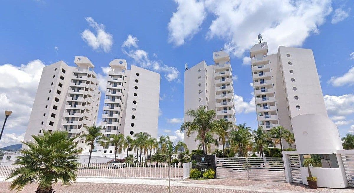 Espectacular Departamento con Vista al Lago en Juriquilla - 4