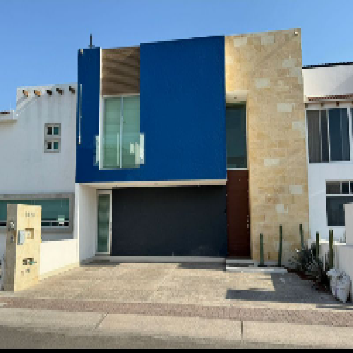 Venta de Casa sola en EL REFUGIO - 2