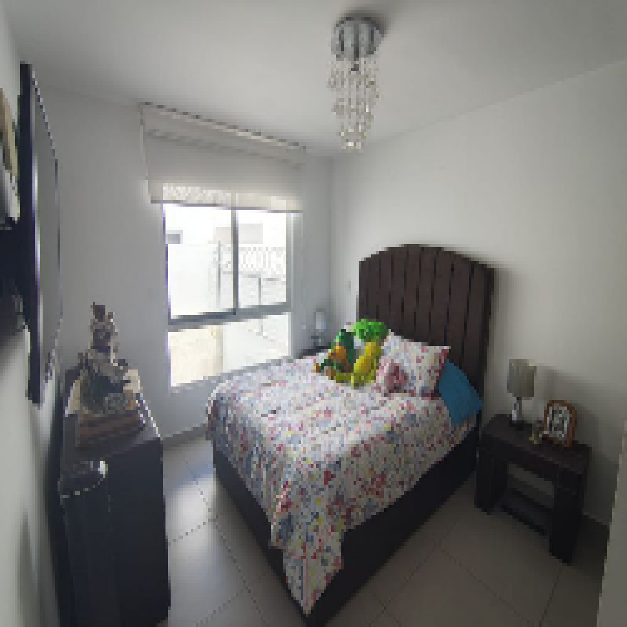 RESIDENCIA EN VENTA EN EL REFUGIO - 2