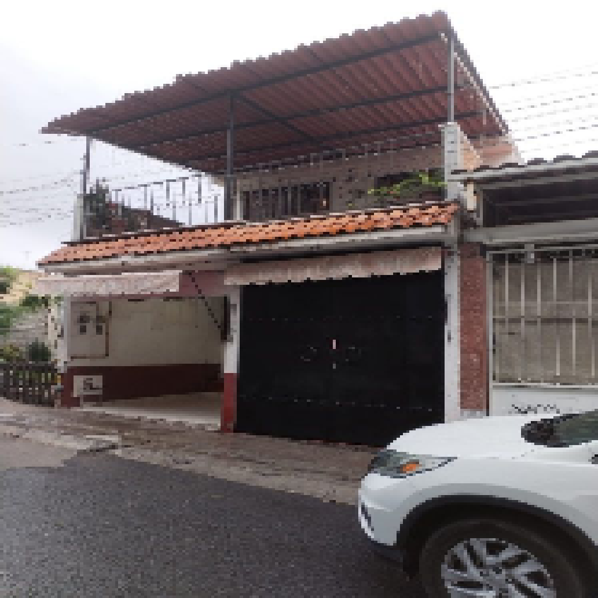 Venta de Casa sola en Azucenas - 2